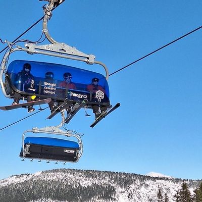 Špindlerův Mlýn Ski Resort -Chairlift branding